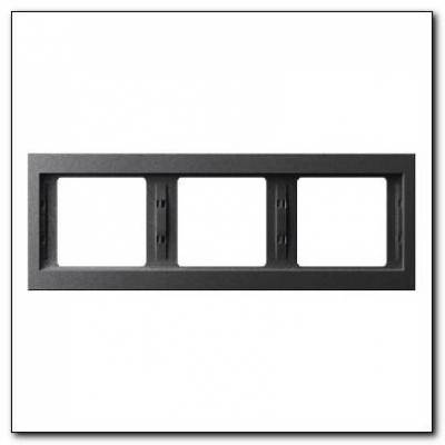 Ramka 3-krotna pozioma; antracyt mat, lakierowany; K.1 Numer katalogowy: 13737006