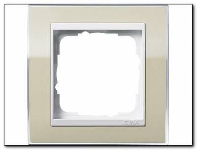 Ramka pojedyncza do białych Gira Event Clear piaskowy