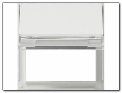 Ramka pośrednia z ochr.dzi i klapką Gira TX_44 (IP 44) biały